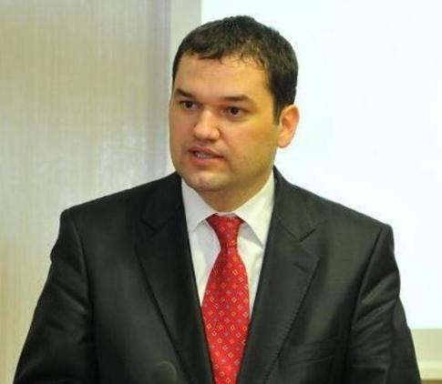 Ministrul Sanatatii si-a dat demisia, iar premierul Emil Boc nu a fost de acord